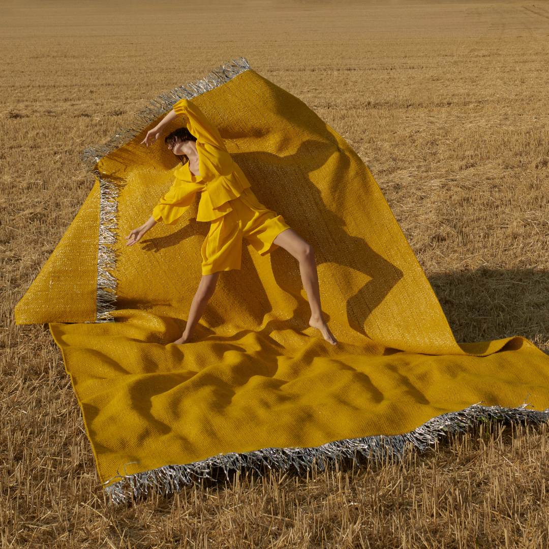 CWR_LivingXL_yellow_300x400cm